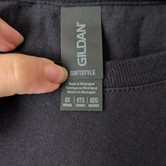 Gildan Softstyle Black T-Shirt 0048 - Picture 4 of 4